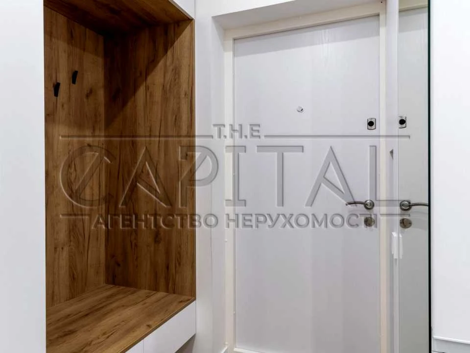 Квартира. Київ, Зарічна вул., 4 к