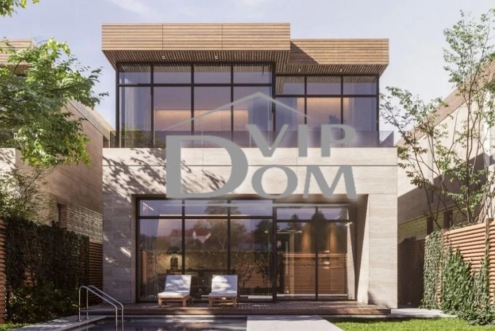 New house in Odessa, park, sea nearby