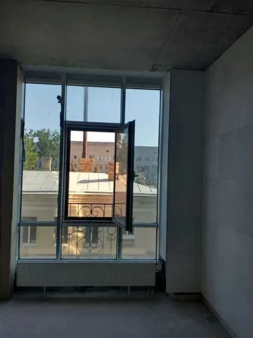 Однокомнатная квартира в Кадоре на Французском. Без ремонта.