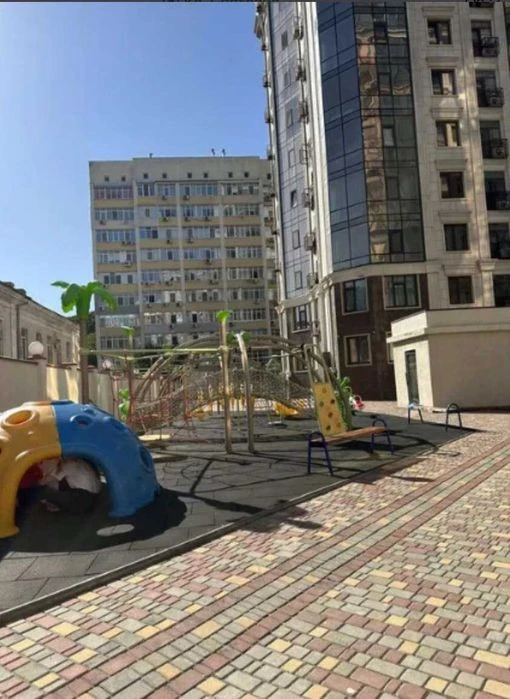 Однокомнатная квартира в Кадоре на Французском. Без ремонта.