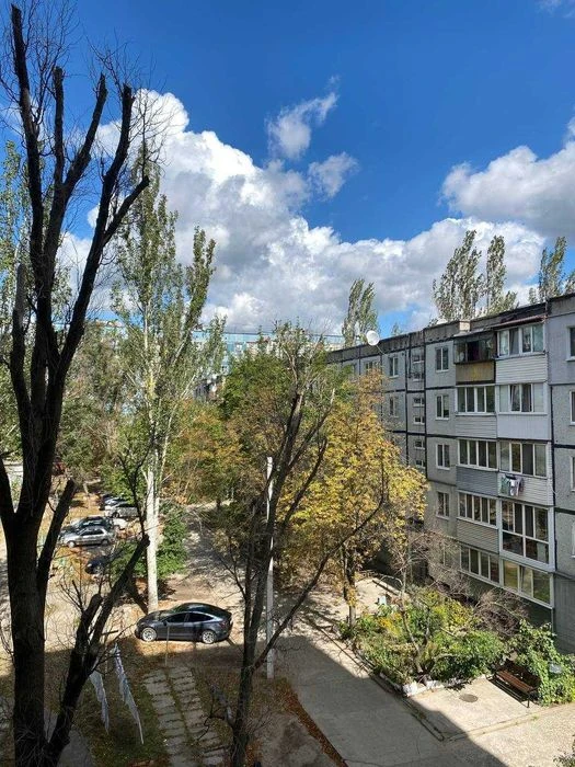 Продам 3х к.квартиру  с ремонтом  ул. А. Данченко