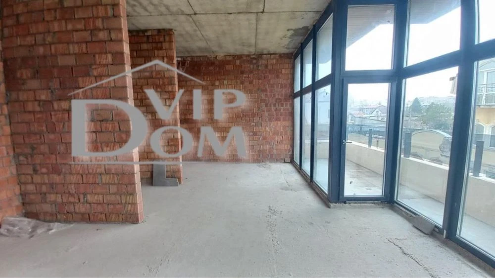 New house in Odessa, park, sea nearby