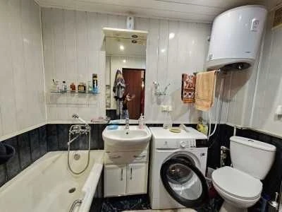 Продам 3 кімн.кварт. Чикаленка( Вильямса) цегляний будинок
