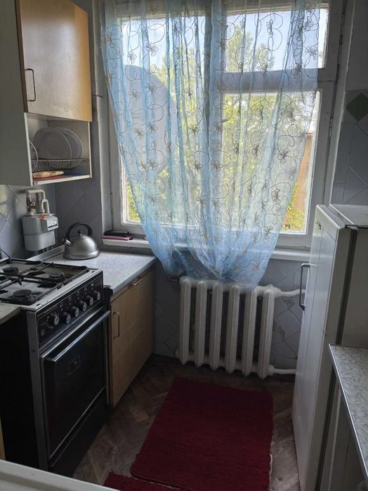 3-кімнатна квартира на Черемушках, пров. Вишневського,під де
