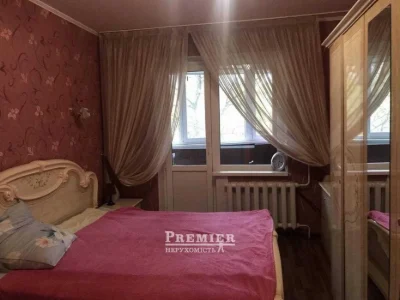 СРОЧНО!Продам трехкомнатную квартиру.
