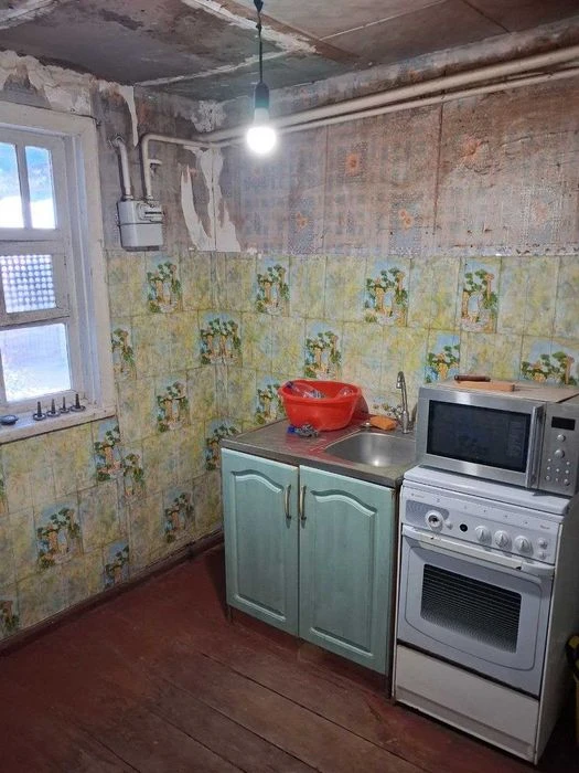 Продам 1/3 будинка в Основ'янському районі поруч с Одеской.