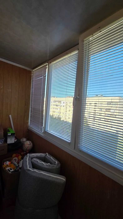 Продам квариру метро Индустриальная