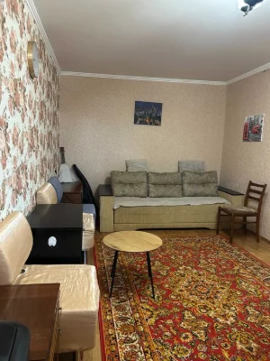 Продам 2к. квартиру по вул. Мандриківська, буд. 171