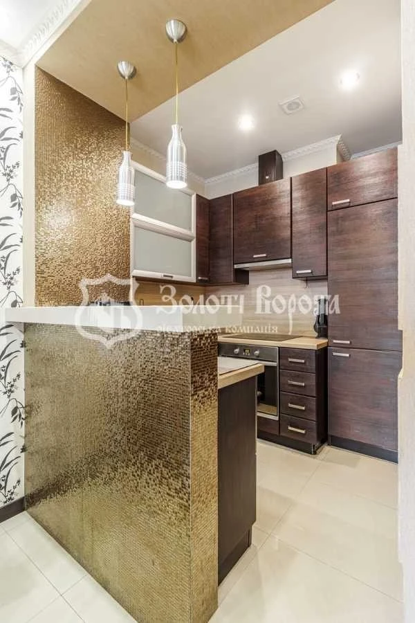 Продаж 2-кімнатної квартири 70 м², Жилянська вул., 59