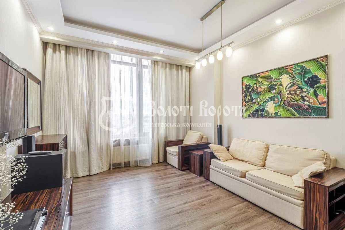 Продаж 2-кімнатної квартири 70 м², Жилянська вул., 59