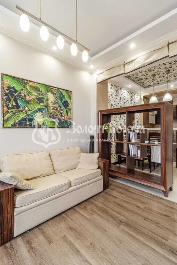 Продаж 2-кімнатної квартири 70 м², Жилянська вул., 59