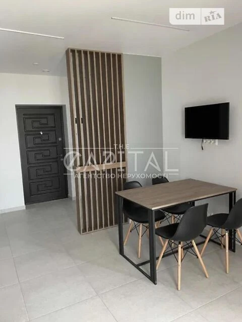 For sale 2-room apartment 67 sq. m. on Berezhanska Street 17 • ID 3465