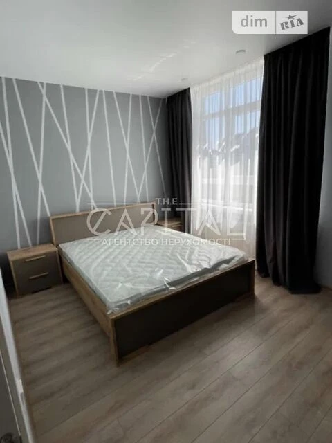For sale 2-room apartment 67 sq. m. on Berezhanska Street 17 • ID 3465