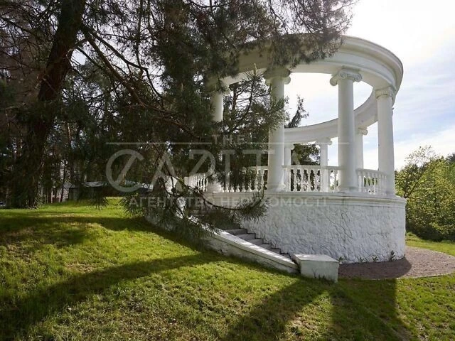 Sale of 3-room apartment 92 sq. m on Borispolskoe highway 1 • ID 346