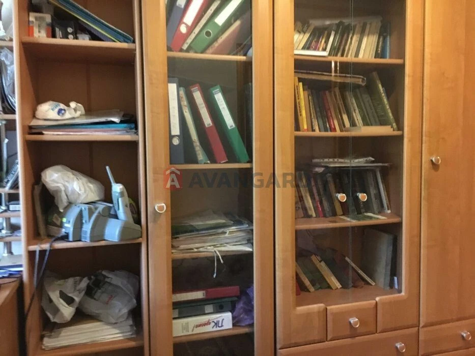Продаж двокімнатної квартири , на правому березі