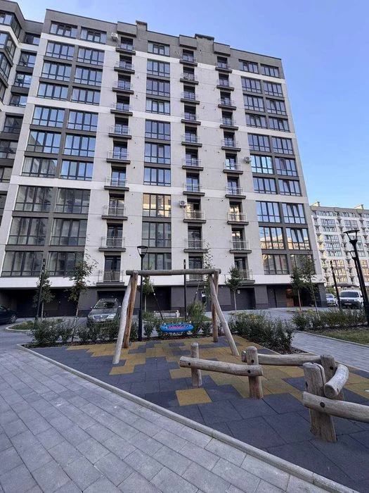 Продається 3-х кмнатна квартира в ЖК Козацький