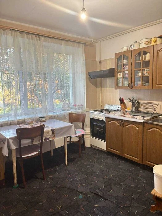 Продаж двокімнатної квартири, 1-а міська лікарня, центр