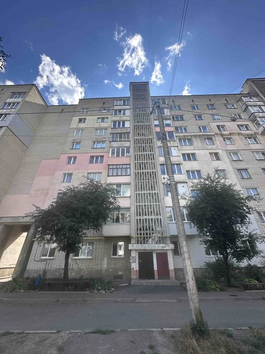 Продаж 2 х кімнатної квартири