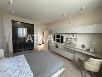 Luxurious apartment in Altair-2 residential complex. Middle floor, apartment on the right