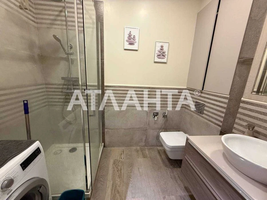 Luxurious apartment in Altair-2 residential complex. Middle floor, apartment on the right