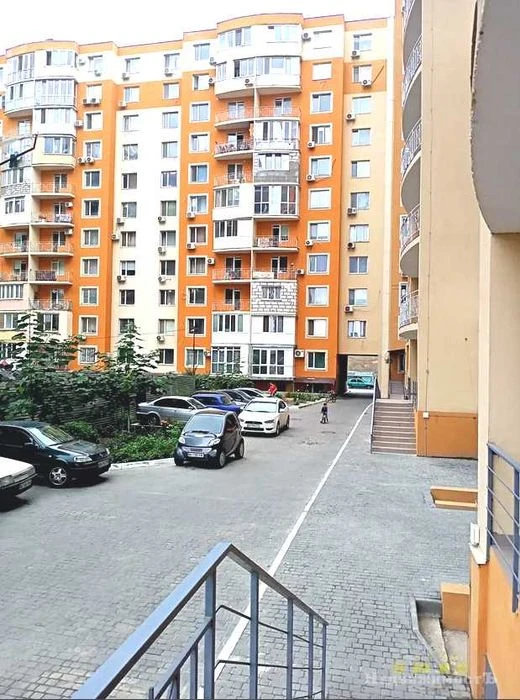 Продам однокомнатную квартиру в ЖК Одесский двор.