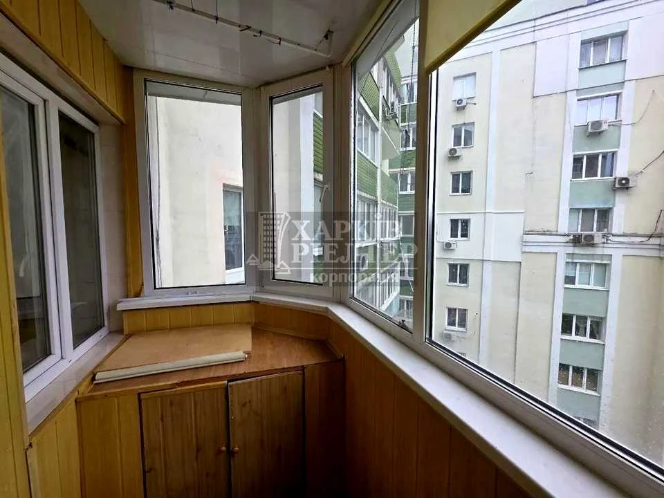 Apartment. Kharkiv, Traktorostudivnyky Ave.