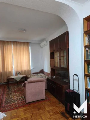 ПРОДАЖА! 3к квартира в центре / Держпром / 2 этаж / 50м2 / 9