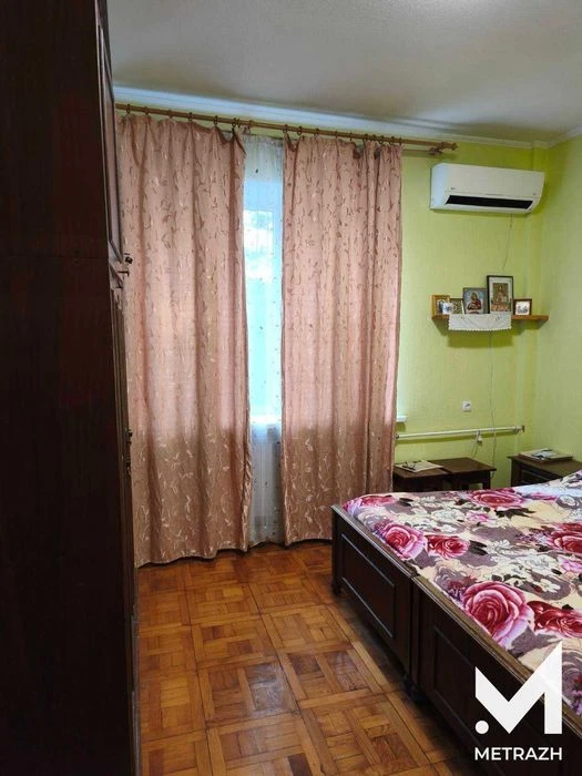 ПРОДАЖА! 3к квартира в центре / Держпром / 2 этаж / 50м2 / 9