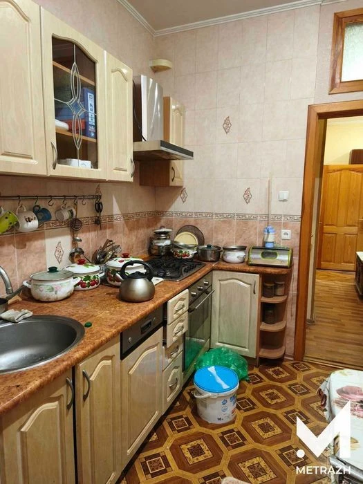 ПРОДАЖА! 3к квартира в центре / Держпром / 2 этаж / 50м2 / 9