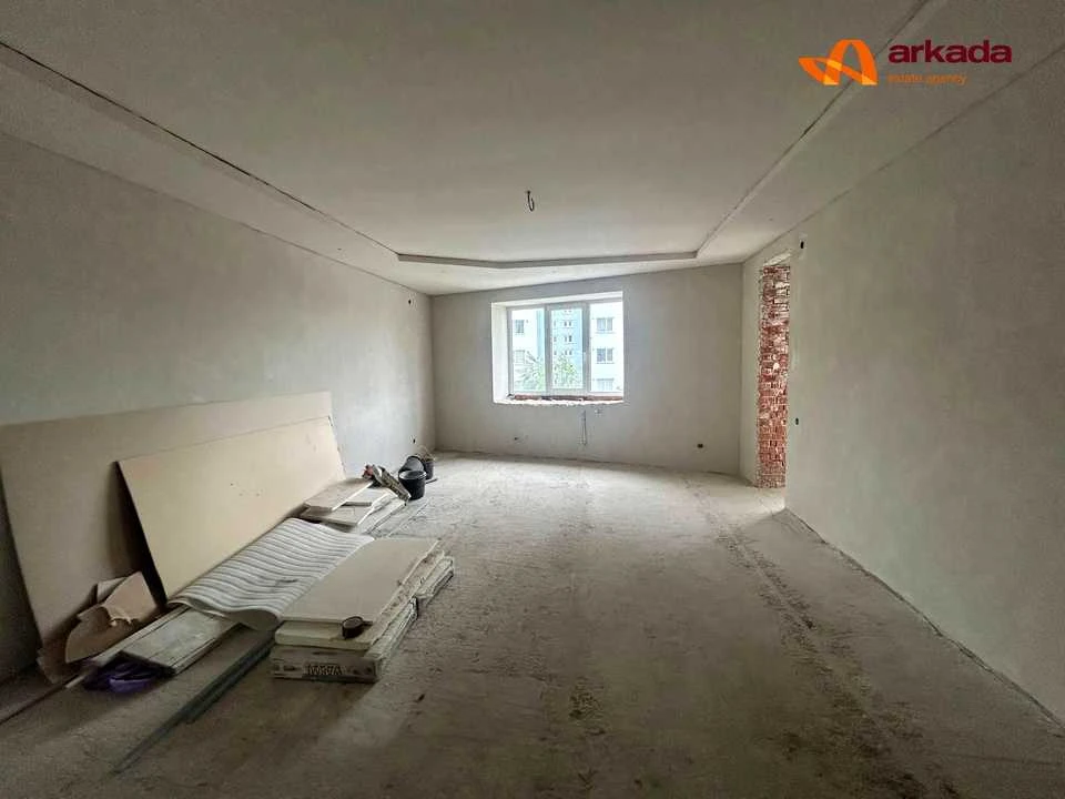 Квартира. Івано-Франківськ, Курінного Чорноти вул.