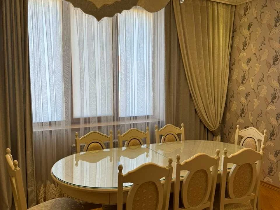 Квартира. Ужгород, Вишнева вул. (Поліни Осипенко)