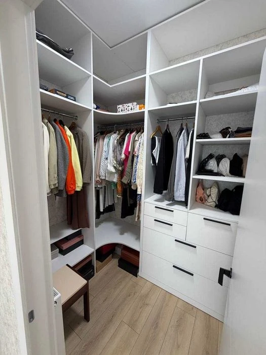 40162   Елітний танхаус у дендропарку — 210 м² + тераса, суч
