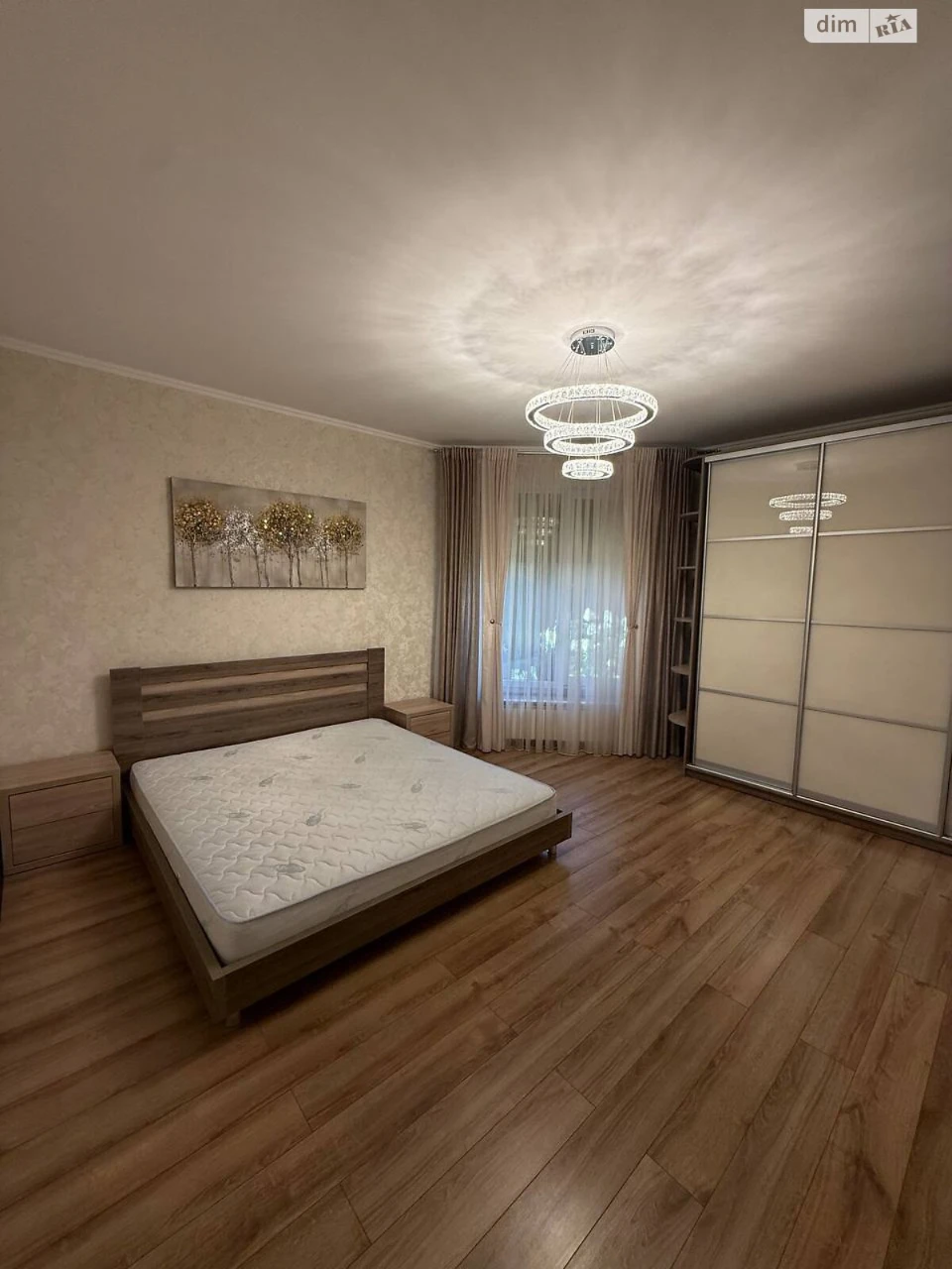 Продаж Дім