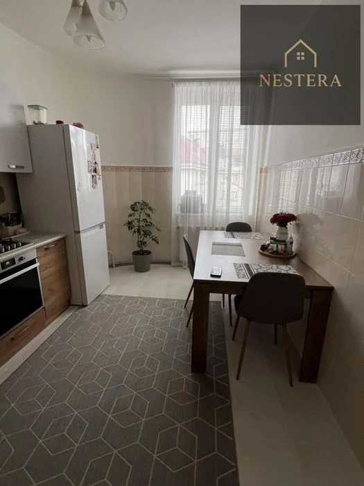 Продаж квартири , старий центр міста , Рафанда