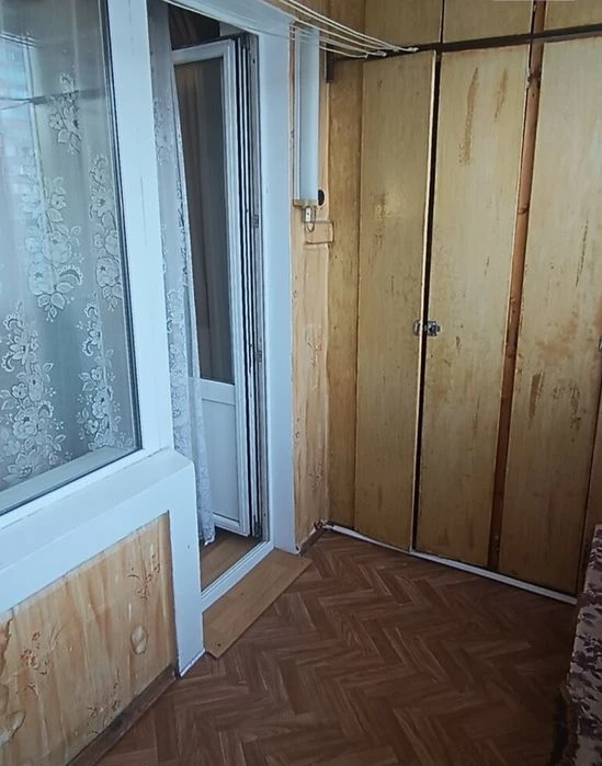 Продаж 3к квартири по вул. Екстер (колишня вул. Цвєтаєва), б