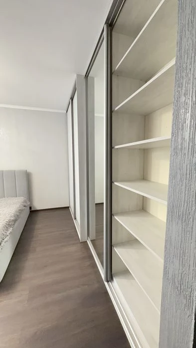 Продаж Позняки 1 кімнатна квартира Григоренко
