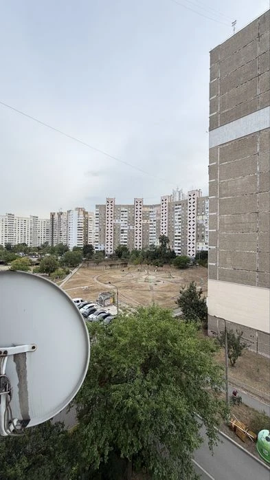Продаж Позняки 1 кімнатна квартира Григоренко