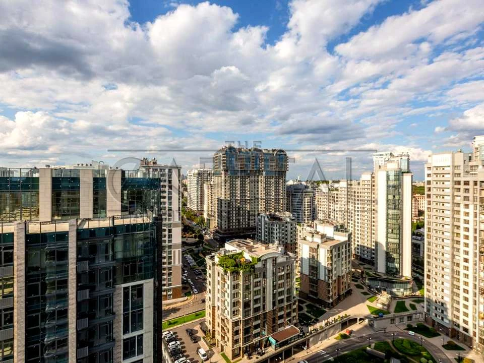 Квартира. Київ, Андрія Верхогляда вул. (Михайла Драгомирова)