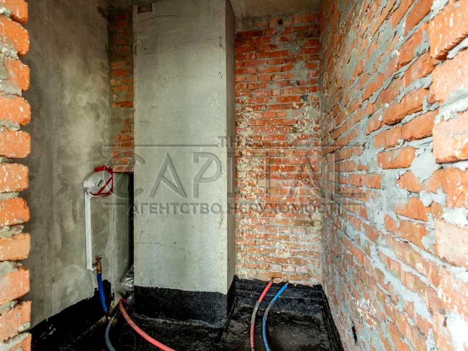 Квартира. Київ, Андрія Верхогляда вул. (Михайла Драгомирова)