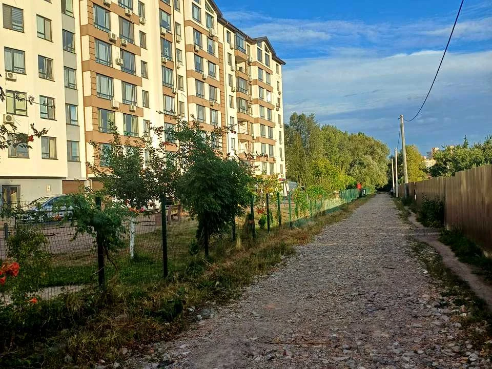 Будинок. Київ, Климента Квітки вул. (Макаренка)
