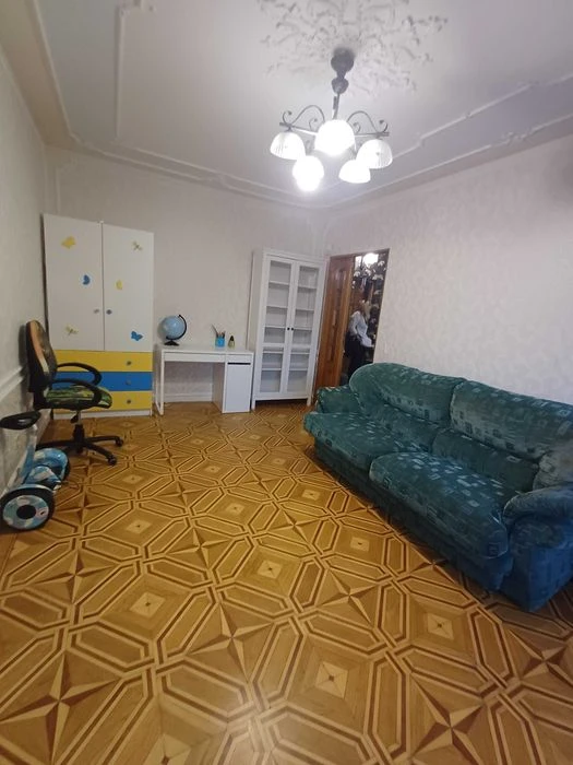 3-кімнатна квартира з газом на Таірово- вул. Корольова Вауче