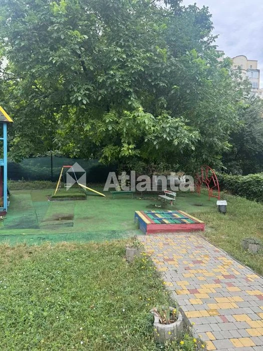 1-кімнатна 43 м² на Таїрова | цегляний будинок, ремонт, балк