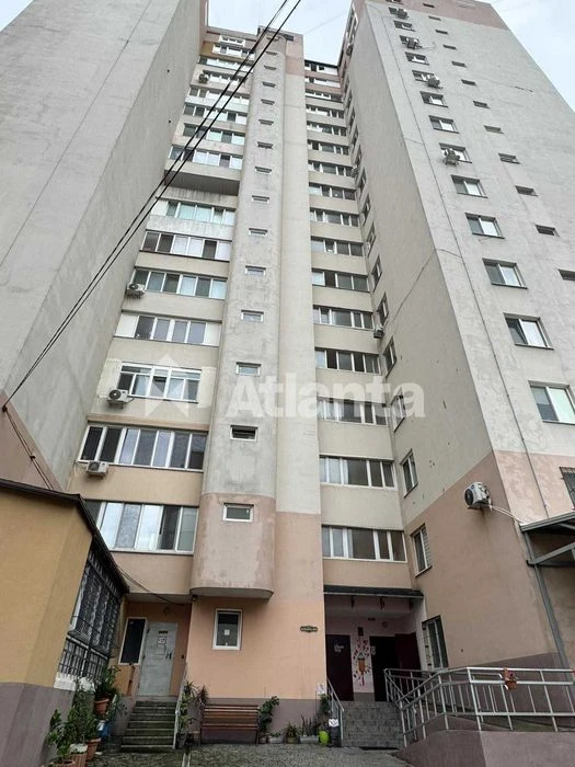 1-кімнатна 43 м² на Таїрова | цегляний будинок, ремонт, балк