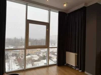 Продам 2 кімн.квартиру в ЖК Жемчужина 14/ Вадатурського