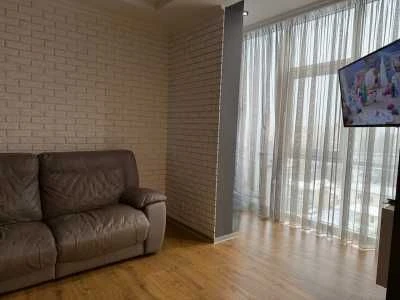 Продам 2 кімн.квартиру в ЖК Жемчужина 14/ Вадатурського