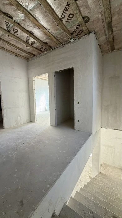 Продам дом  под чистовую отделку на Даче Ковалевского.