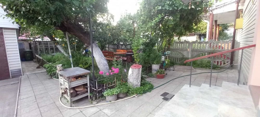 Частина будинку у тихому районі, 566823