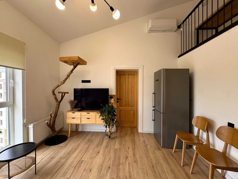 1-кімнатна квартира 64,6 м² з другим рівнем та ремонтом
