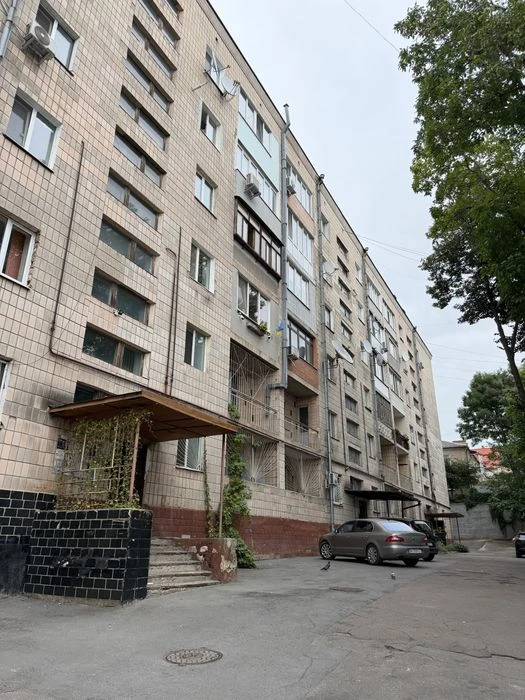 2-Кімнатна 54 кв.м. Цегляний Будинок! вул. Марка Вовчка 14