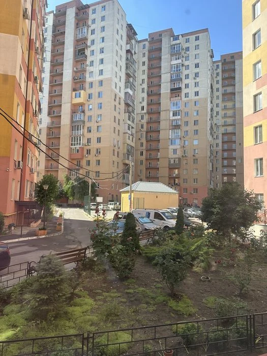 Продам 1-комн квартиру в ЖК Уютный, Грушевского.